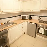 Beresford House Apartments Ifsc